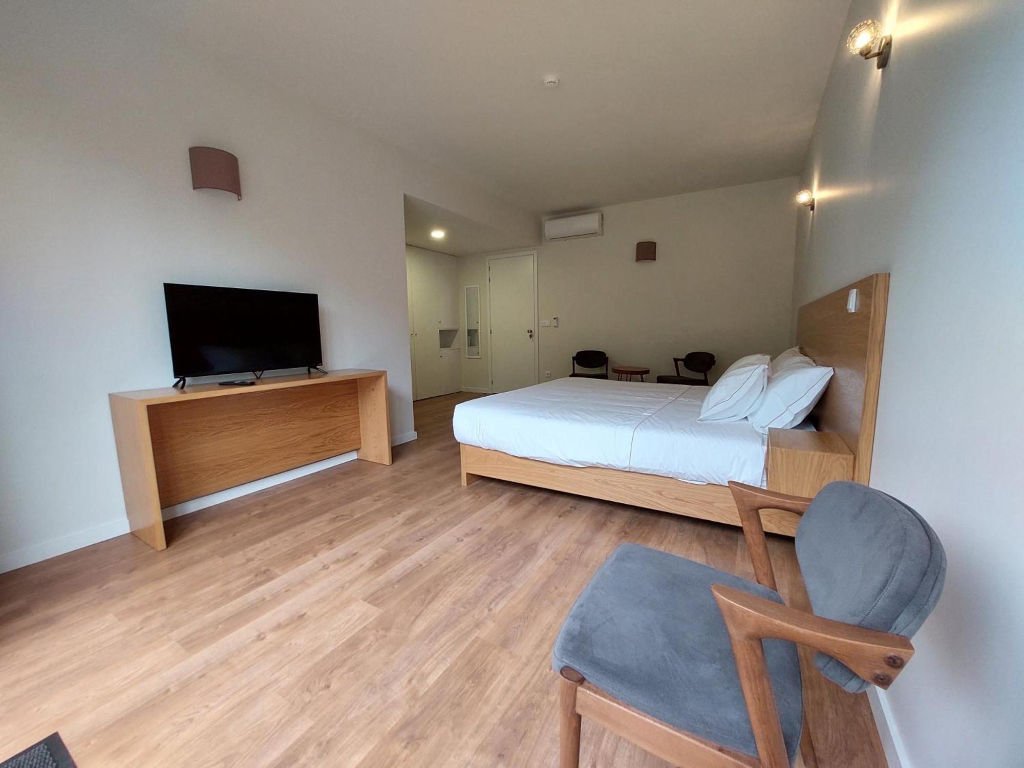 Quinta Da Roda Hotel - Conforto E Tranquilidade No Geres Cela  ภายนอก รูปภาพ